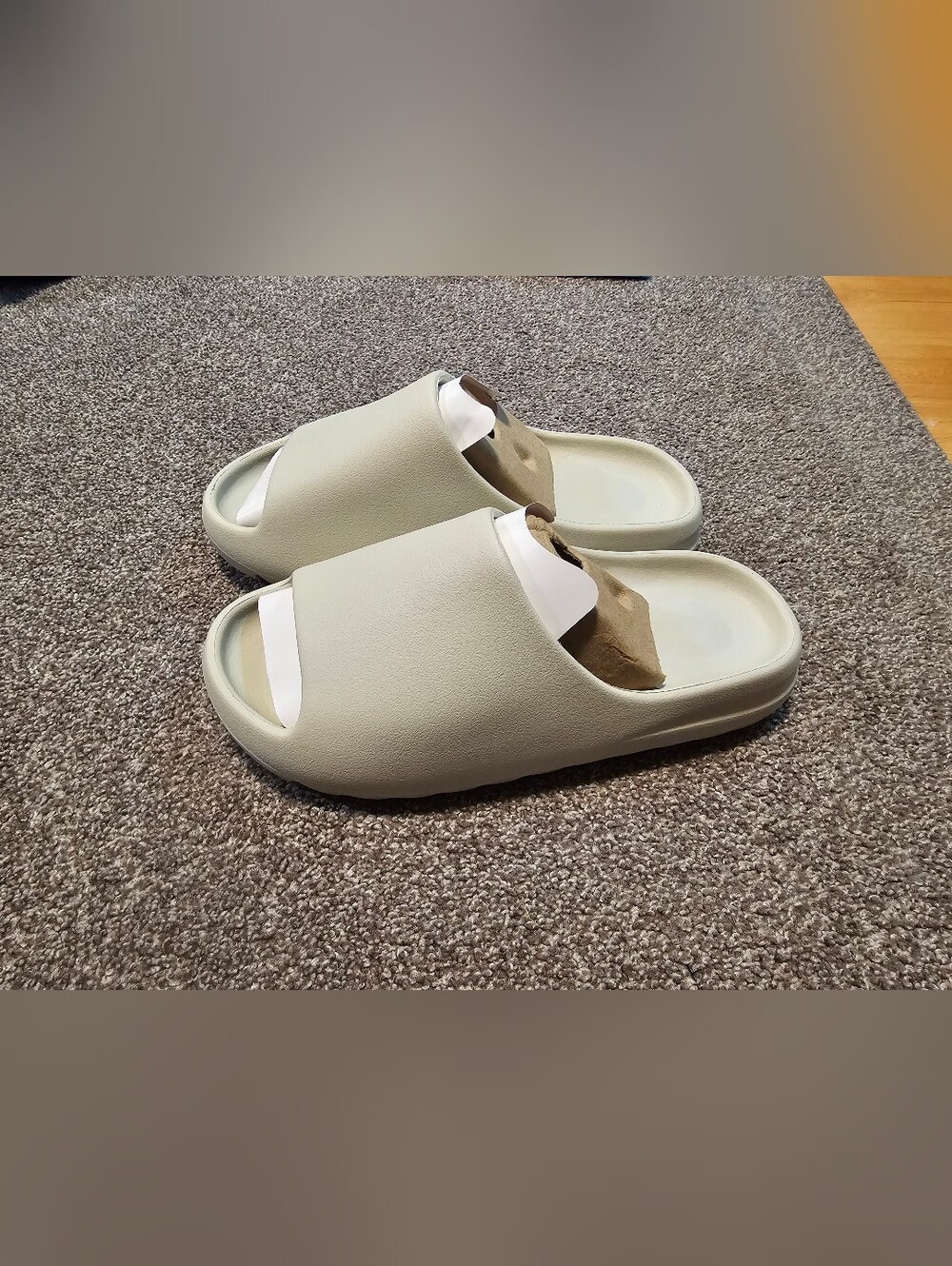 YZY-01 Yeezy Slides - Cream